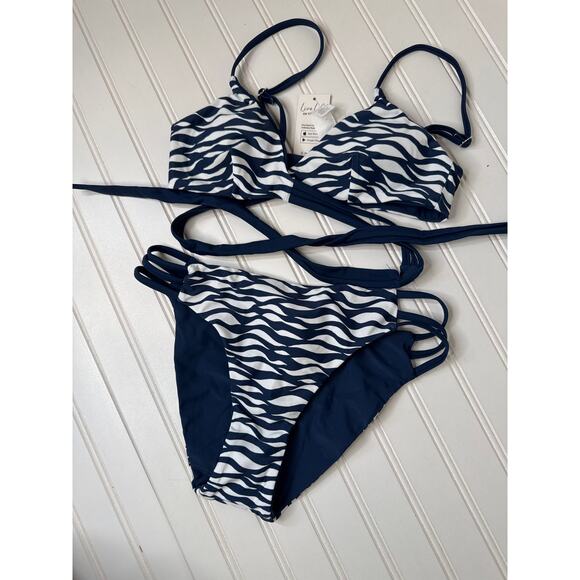 NWT Cupshe Two Piece Swimsuit Bikini Palms Away Crossover Top & Bottoms BUNDLE S - Picture 3 of 6